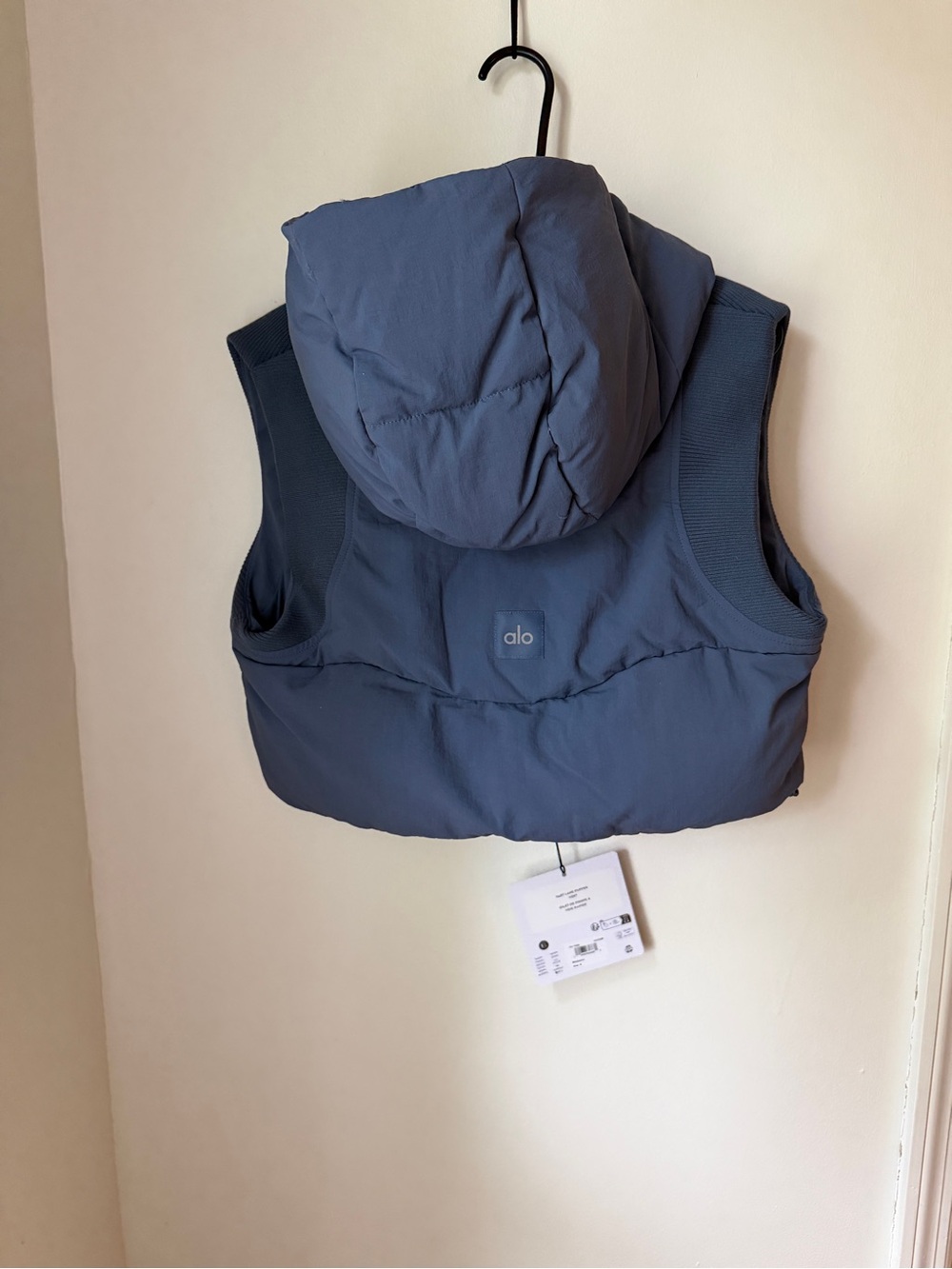 NWT Alo Yoga Fast Lane Puffer Vest Bluestone Size Small - Picture 5 of 6